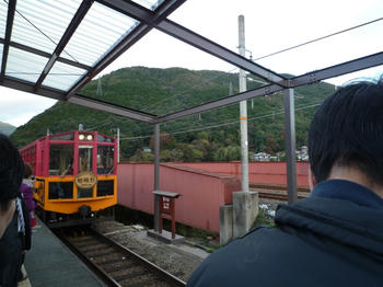 トロッコきました