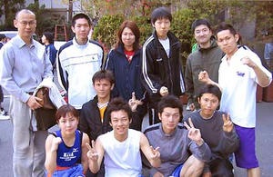 会長と選手達画像