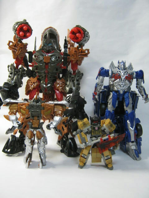 TRANSFORMERS AGE OF EXTINCTION CONSTRUCT-BOTS DINOFIRE