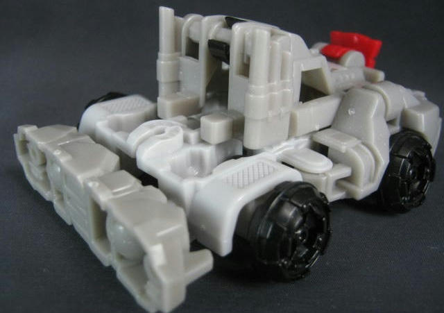 TRANSFORMERS CONSTRUCT-BOTS SILVER KNIGHT OPTIMUS