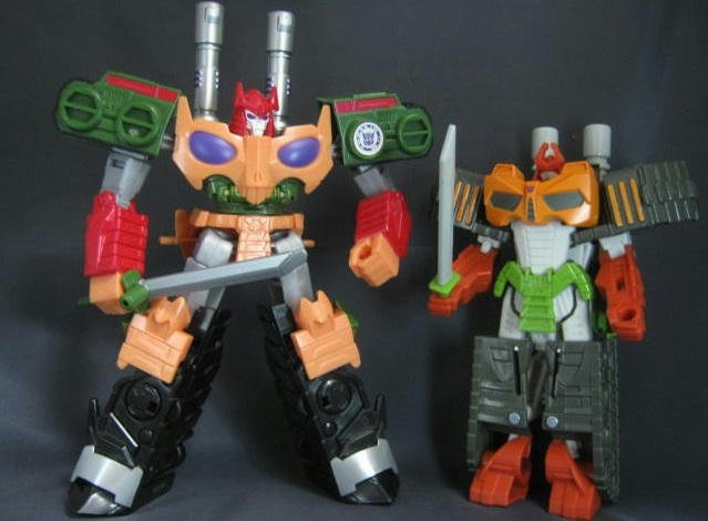 TRANSFORMERS BUMBLEBEE CYBERVERSE ADVENTURES BLUGEON (BCA