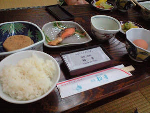 朝食