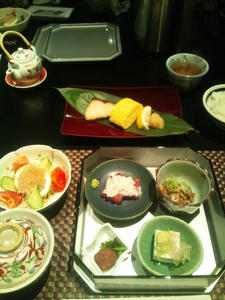 朝食