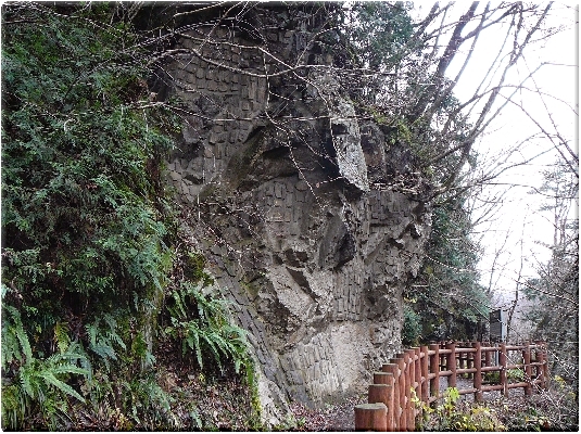 帝釈の岩場