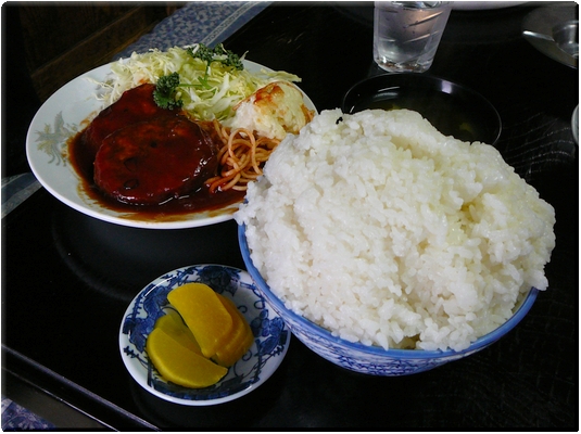 ハンバーグ定食（大盛り）