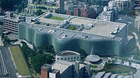 国立新美術館