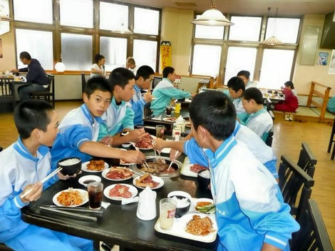 食べ放題