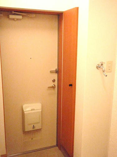 2107784d.jpeg