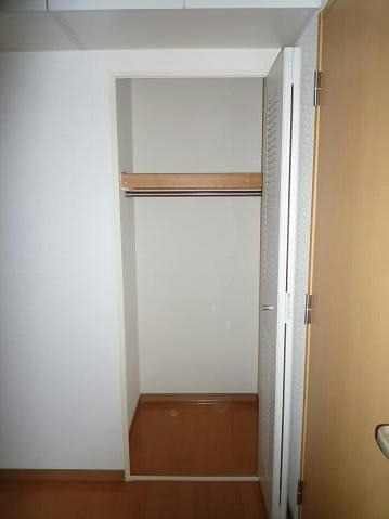 d9088062.jpeg