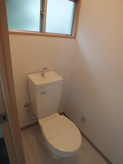 145.JPG