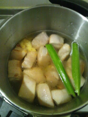 3.圧力鍋に材料を投入