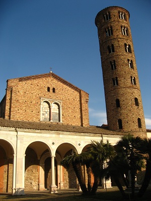 サンタポリナーレ・ヌオーヴォ聖堂