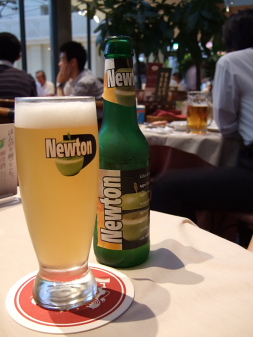 リンゴのお酒。シードルのようなものだろうか?