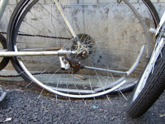 放置自転車も味わい深い。