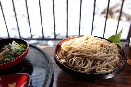 透明感のある蕎麦