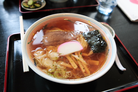 スタンダードなラーメンぽいのですが・・・