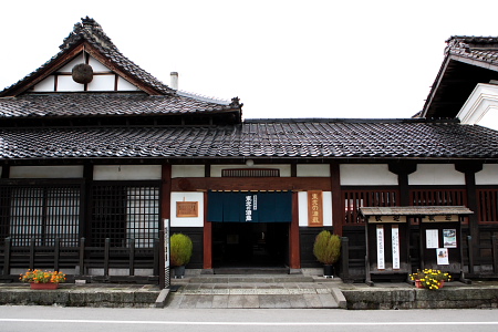 東光の酒蔵 門構え