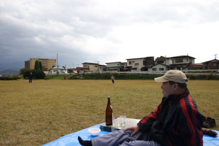 馬見ヶ崎川河川敷