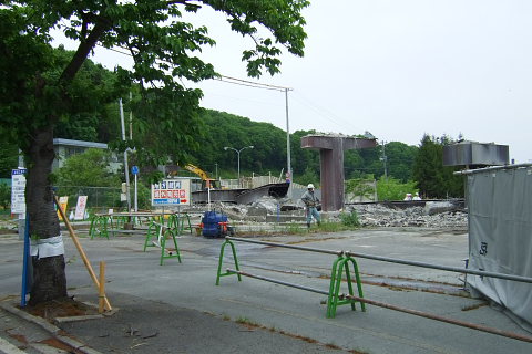 上山競馬場　解体工事