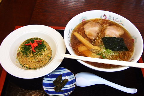 長好亭みさき 半チャンラーメン