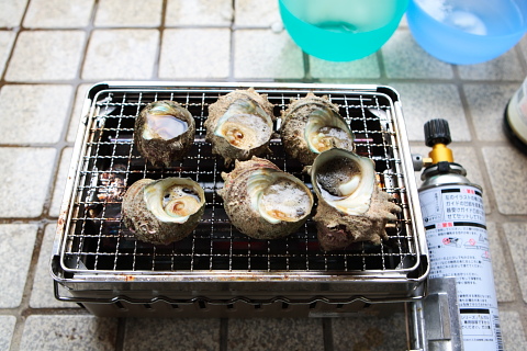 サザエの壺焼き