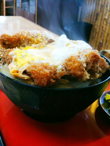 ちん豚のカツ丼750円