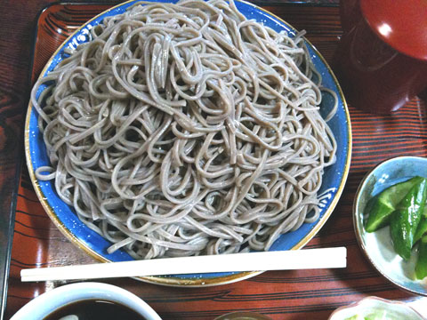 一忠食堂のげそ天盛り　デカ盛り