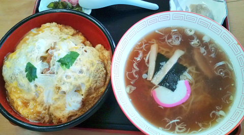 しぶき亭　カツ丼750円　大好評のようですが