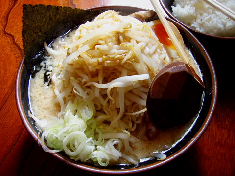 東京豚骨　こう路のモヤシラーメン