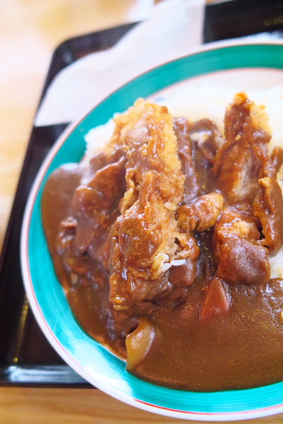 いさご食堂のカツカレー