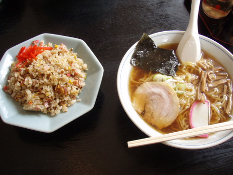 寒河江市大龍のラーメン&チャーハンのセット