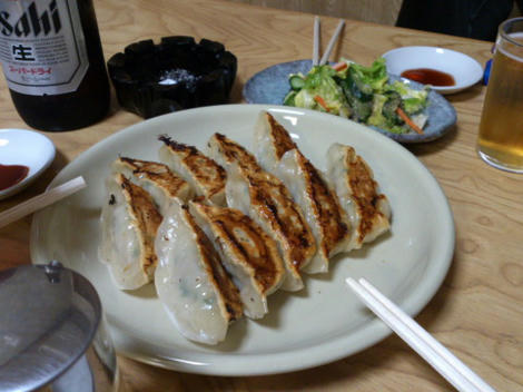 どんたくの餃子。モチモチでうまし。