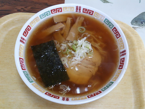 キッチン24のラーメン　んまい