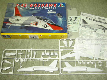 T-４５　GOSHAWK