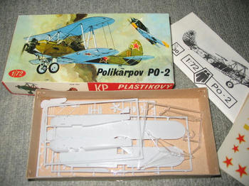 Polikarpov　PO-２