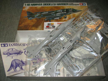HAWKER　SIDDELEY　HARRIER