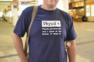 V林田Tシャツ