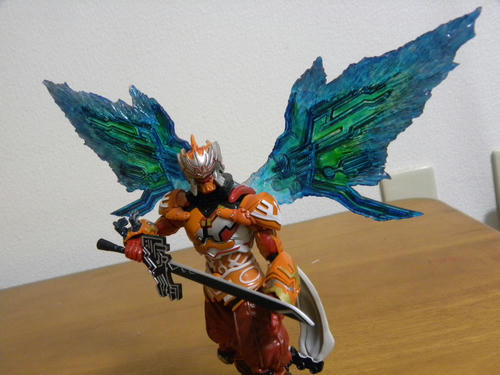 クリアブルーが下品な青に。。。やっぱスプレーすべきか。