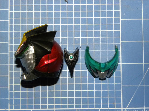 クリアアイはずして内側と縁を塗り直す