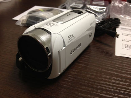 Canon iVIS HF R42