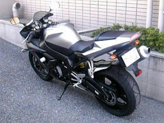 YZF-R1
