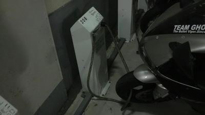 高架下駐車場2