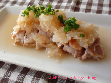 鶏のニンニク焼き・玉葱ソース