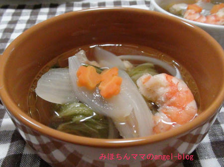 魚介スープのロールキャベツ