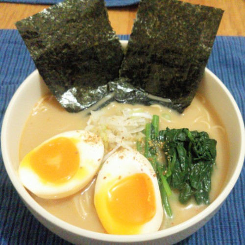 アサムラサキ かき醤油ラーメン とんこつしょうゆ味を作って