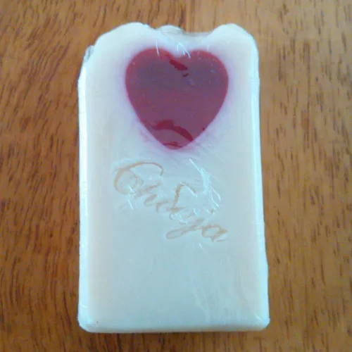 セルビアのせっけん　D.I.Prirodni Sapuni　裏　ハート