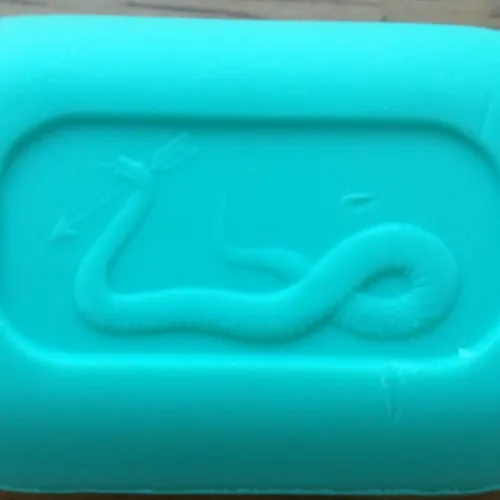 スネークブランド　PRICKLY HEAT　クーリングソープの蛇には矢が