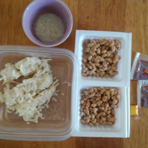 そぼろ納豆　製作途中