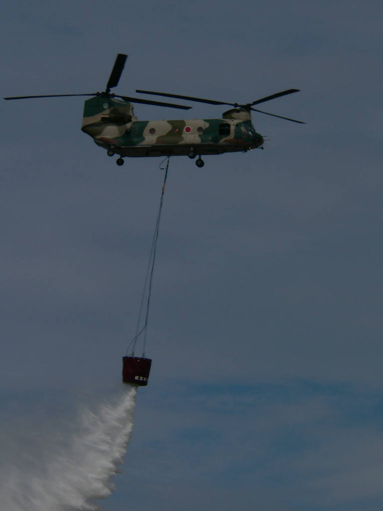 バケツリレーには負けません（ぉぃ