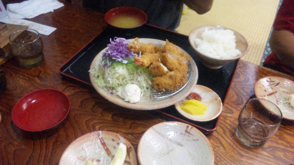 ミックスフライ定食